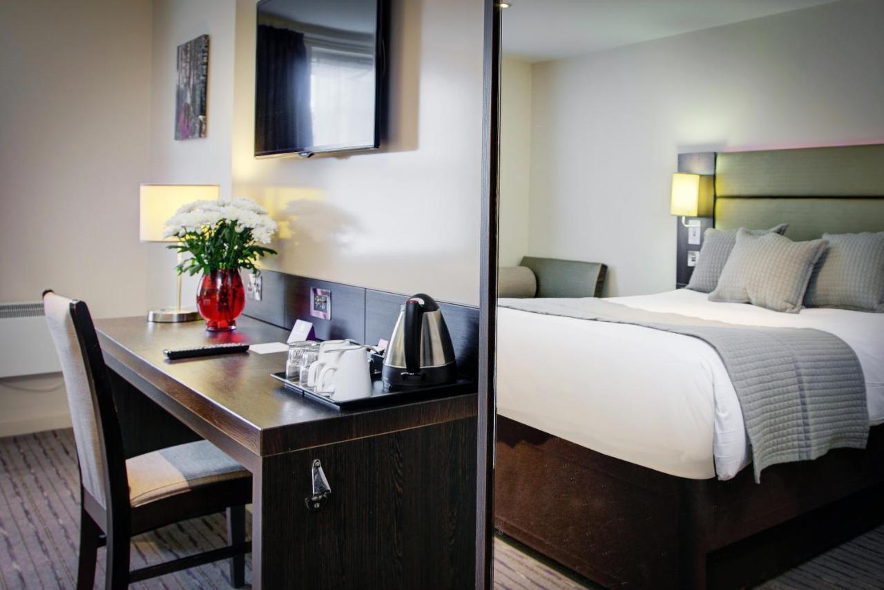 Fortune Huddersfield; Sure Hotel Collection By Best Western 외부 사진
