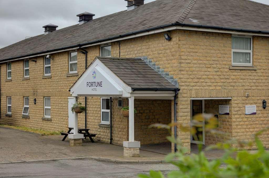 Fortune Huddersfield; Sure Hotel Collection By Best Western 외부 사진